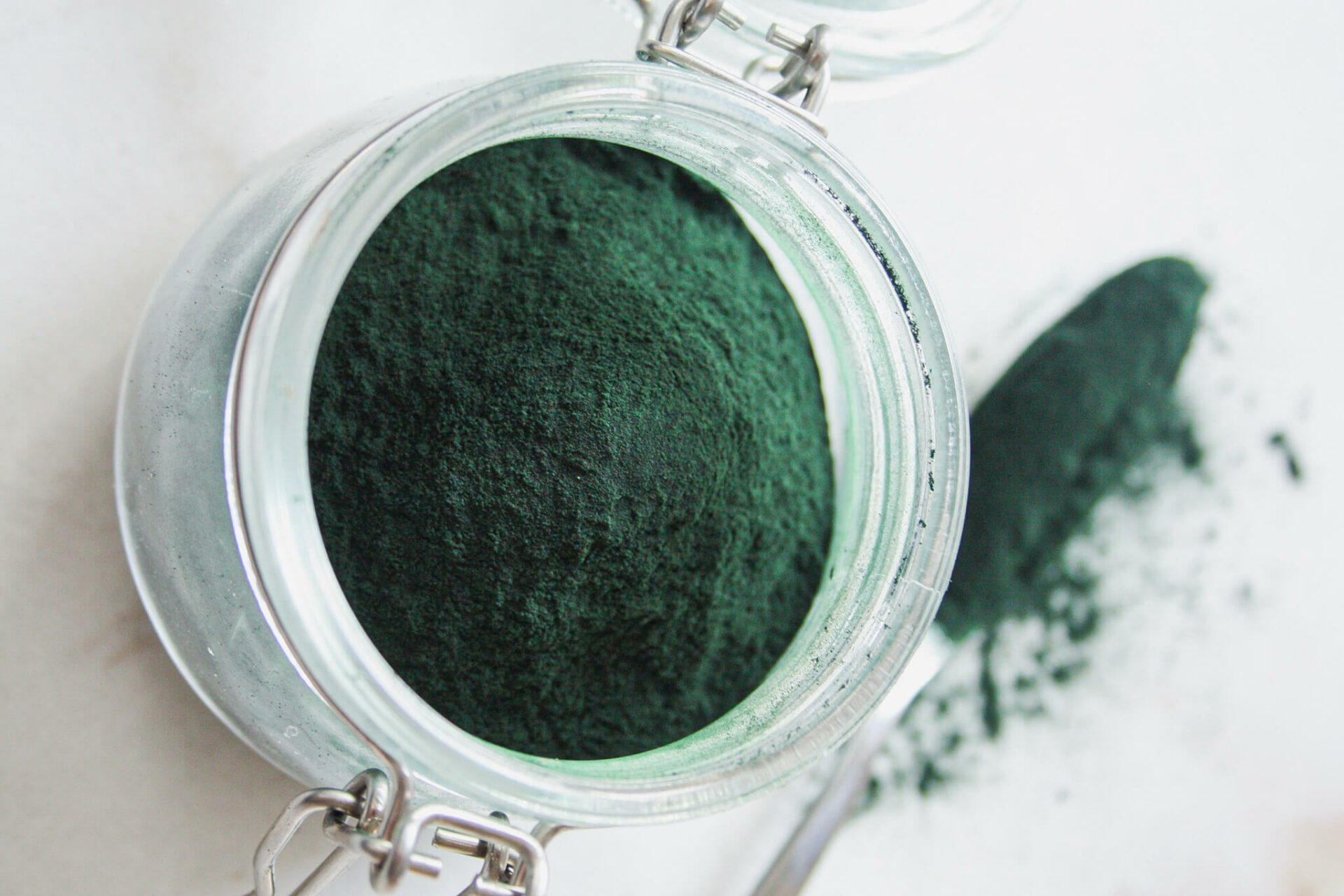 Spirulinos milteliai nauda