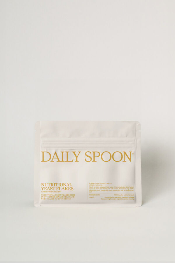 Nutritional yeast flakes