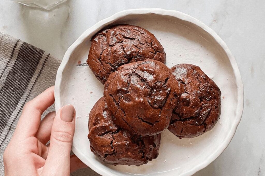 Chocolate tahini cookies