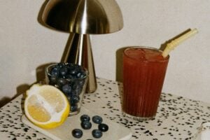Mėlynių limonadas stipriems plaukams ir nagams