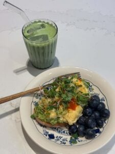 Maistingi pusryčiai: avokado toast