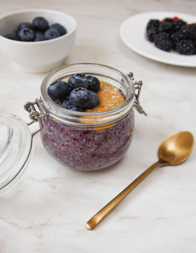 5 MINSatietyBlueberry and nut butter chia pudding